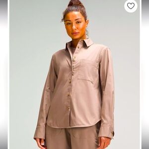 NWT Lululemon “Relaxed-Fit Cotton-Blend Poplin Button-Down Shirt”
